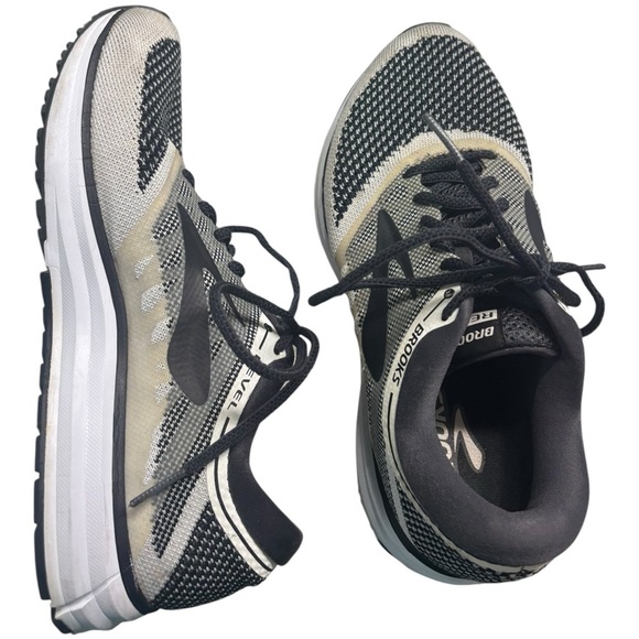 - Brooks Revel Running Shoes Black Gray Mens size 8.5 running - Picture 13 of 15